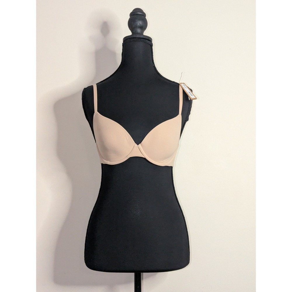 Skims Fits Everybody T-Shirt Bra Size 32C Clay BA-DEM-9221